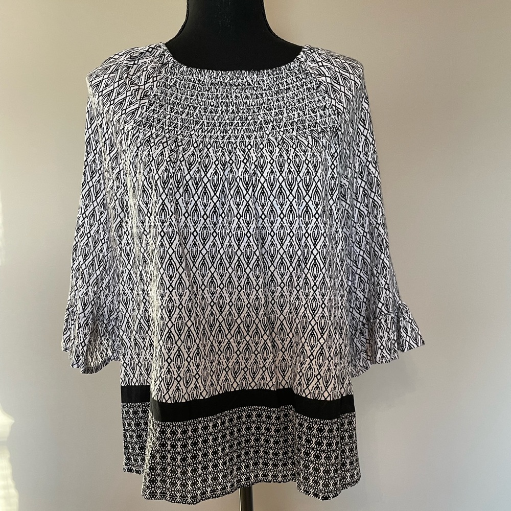 NWT Croft & Barrow Women Top belle sleeves
